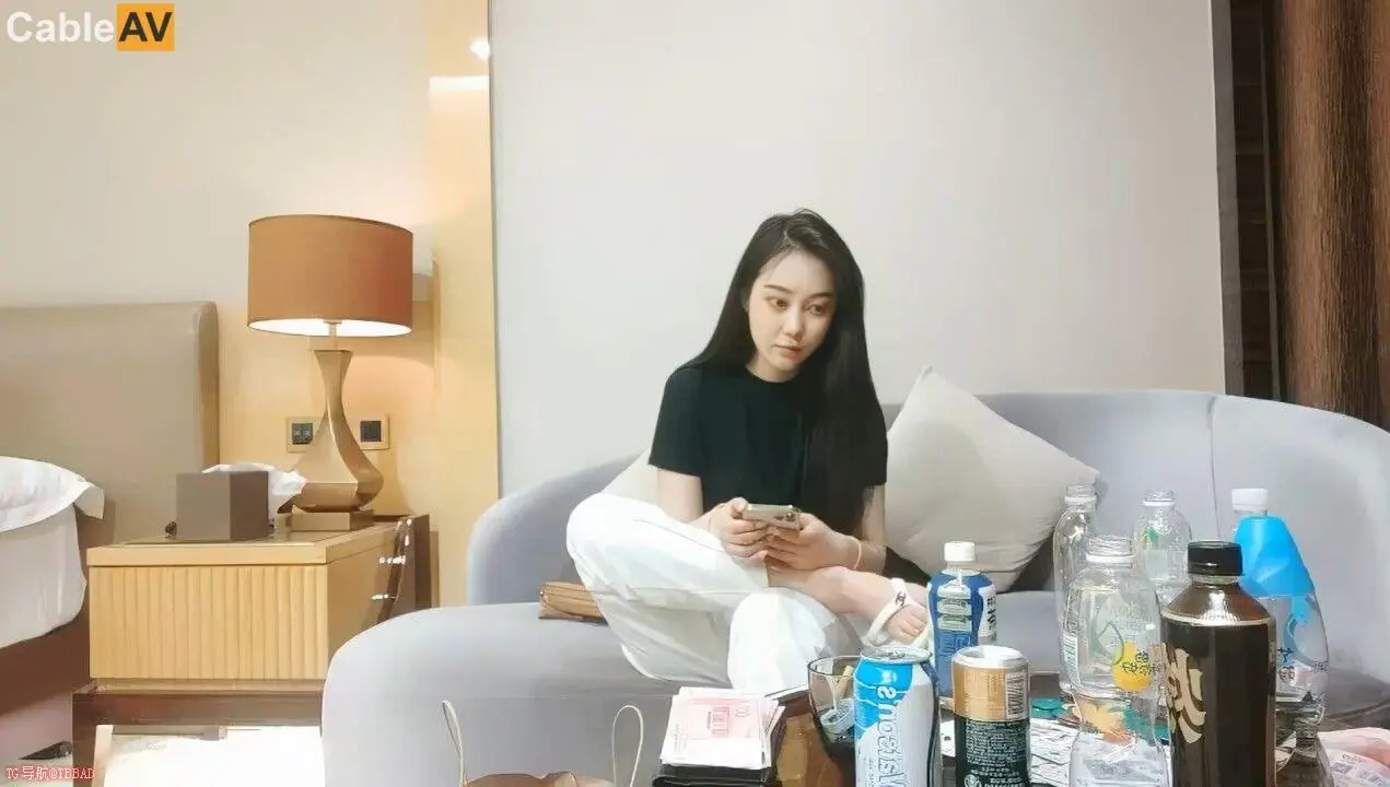 沈先生约性感肉肉身材少妇!